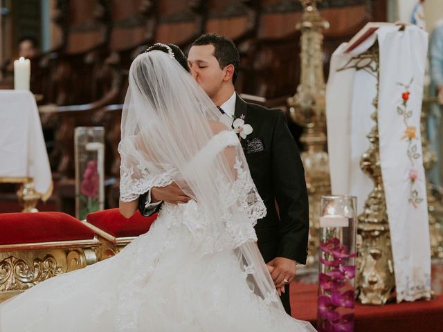 La boda de Bryan y Jessica en Guanajuato, Guanajuato 30