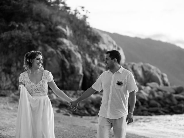 La boda de Moises y Azucena en Puerto Vallarta, Jalisco 10