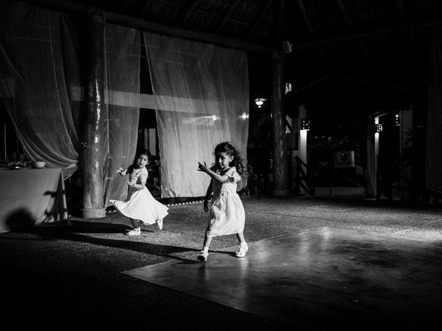 La boda de Moises y Azucena en Puerto Vallarta, Jalisco 11