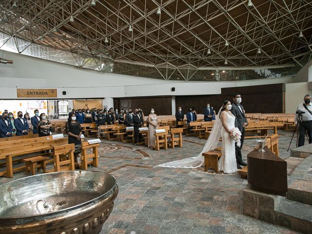 La boda de Sarahí y Humberto en Xochimilco, Ciudad de México 14