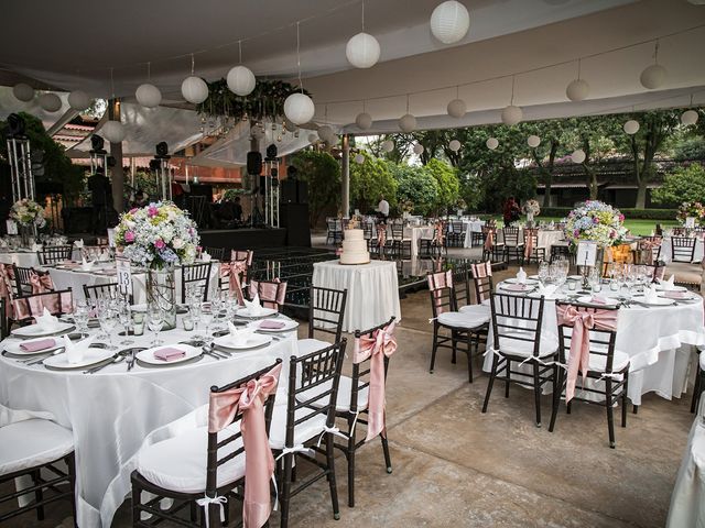 La boda de Sarahí y Humberto en Xochimilco, Ciudad de México 27