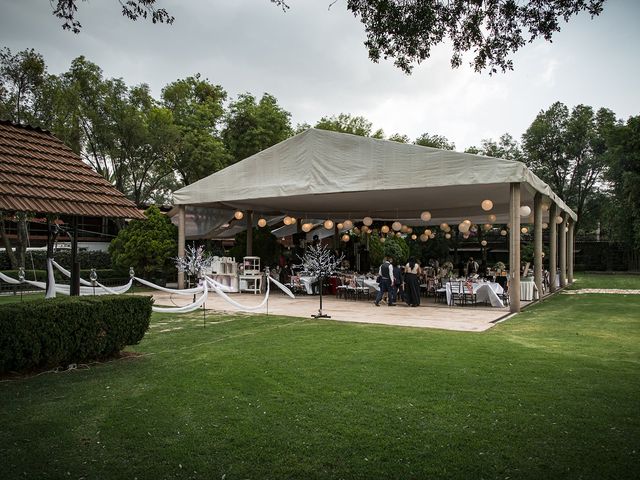 La boda de Sarahí y Humberto en Xochimilco, Ciudad de México 30