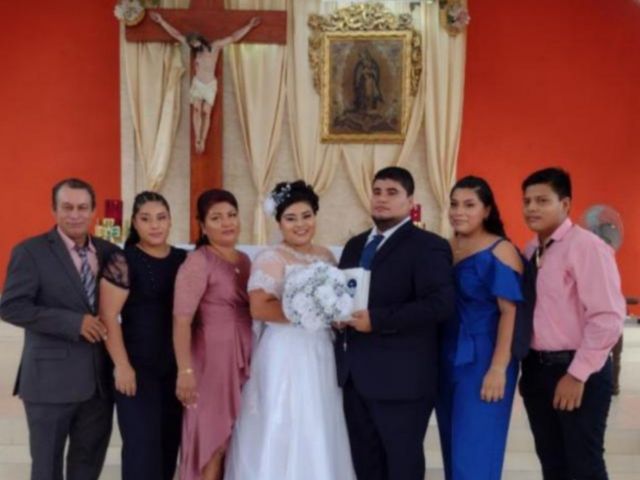 La boda de Jesús Alejandro y Ana Karen en Tecomán, Colima 8