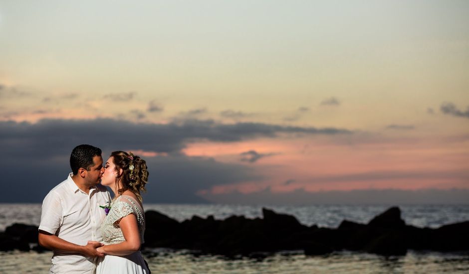 La boda de Moises y Azucena en Puerto Vallarta, Jalisco