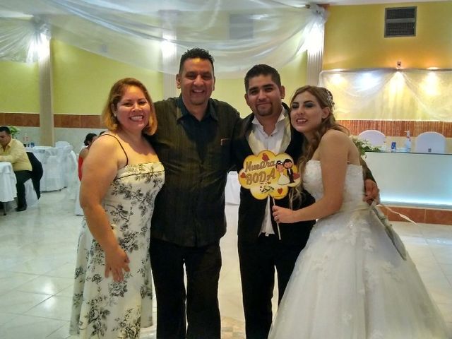 La boda de Aarón  y Adriana en Torreón, Coahuila 21