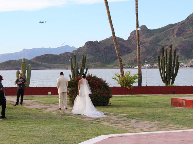 La boda de Carlos y Georgina en Guaymas-San Carlos, Sonora 7