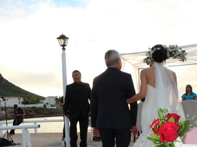 La boda de Carlos y Georgina en Guaymas-San Carlos, Sonora 15