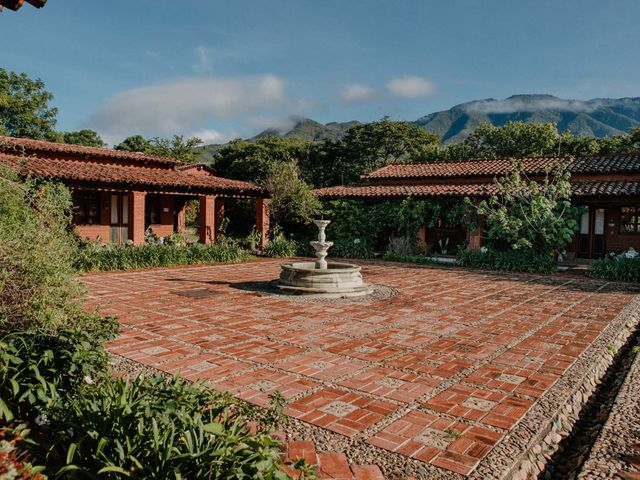 La boda de Nathaly y Ronald en San Andrés Huayapam, Oaxaca 3