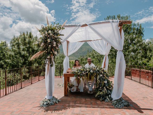 La boda de Nathaly y Ronald en San Andrés Huayapam, Oaxaca 52