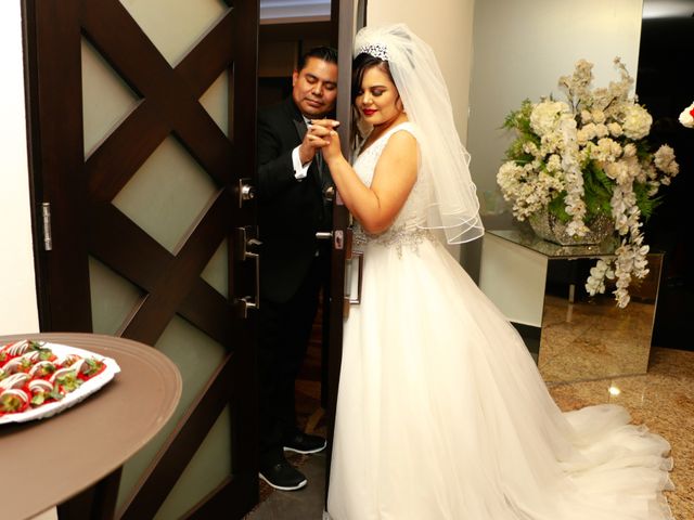 La boda de Filomeno y Zahira en Monterrey, Nuevo León 34