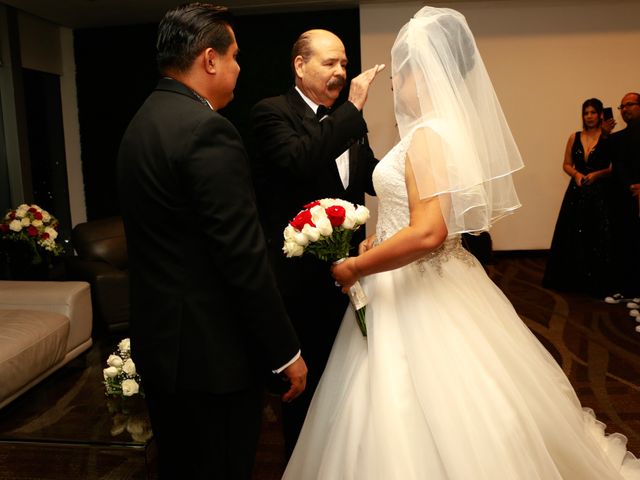 La boda de Filomeno y Zahira en Monterrey, Nuevo León 38