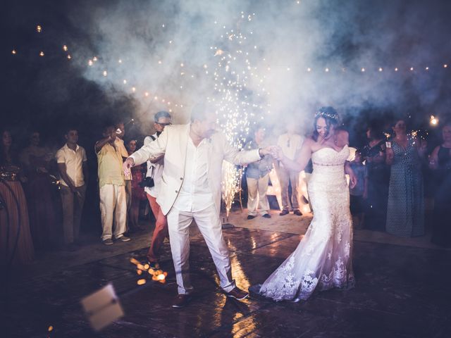 La boda de Arturo y Pamela en Bucerias, Nayarit 187