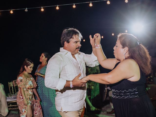 La boda de Arturo y Pamela en Bucerias, Nayarit 206