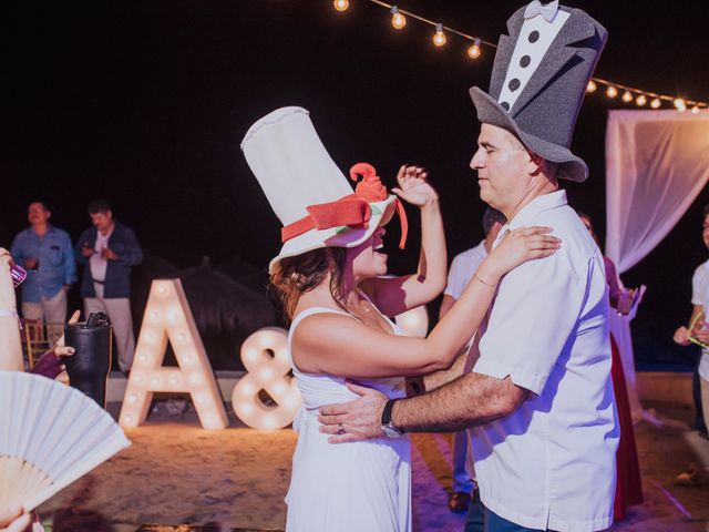 La boda de Arturo y Pamela en Bucerias, Nayarit 212