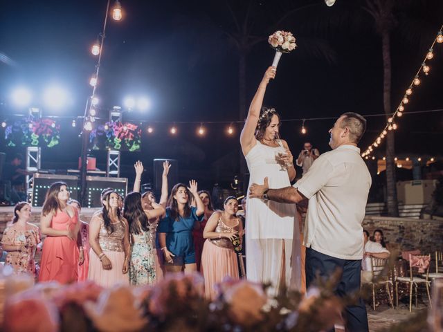 La boda de Arturo y Pamela en Bucerias, Nayarit 236