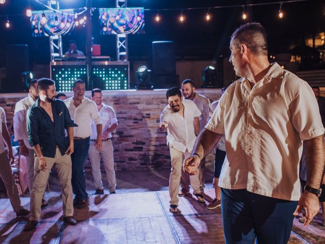 La boda de Arturo y Pamela en Bucerias, Nayarit 247