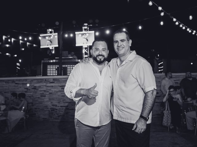 La boda de Arturo y Pamela en Bucerias, Nayarit 250