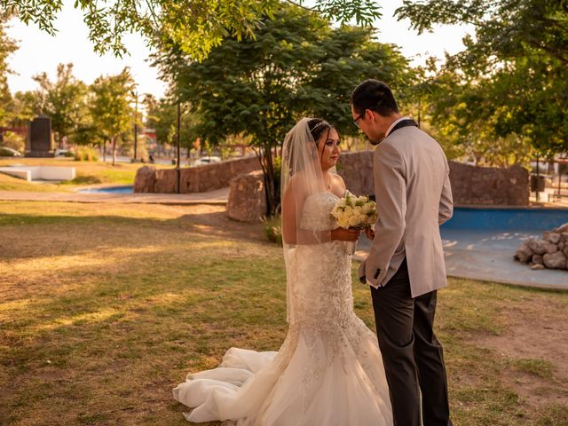 La boda de Carlos y Sarahí en Chihuahua, Chihuahua 91