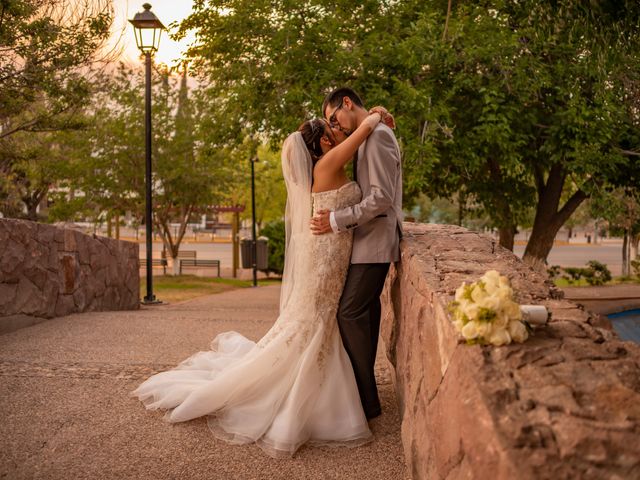 La boda de Carlos y Sarahí en Chihuahua, Chihuahua 106