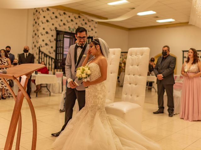 La boda de Carlos y Sarahí en Chihuahua, Chihuahua 127