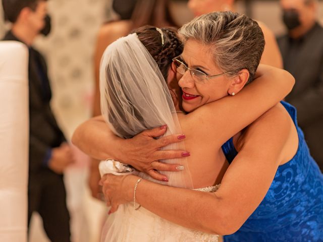 La boda de Carlos y Sarahí en Chihuahua, Chihuahua 142