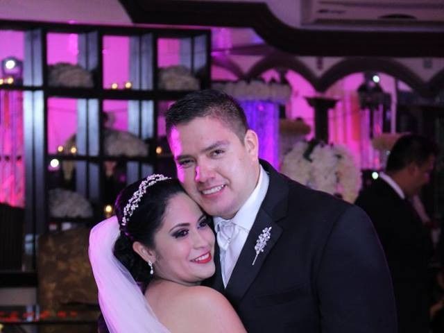 La boda de Rene y Vanessa en Monterrey, Nuevo León 30