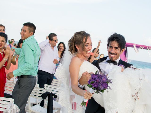 La boda de José y Fer en Cancún, Quintana Roo 13
