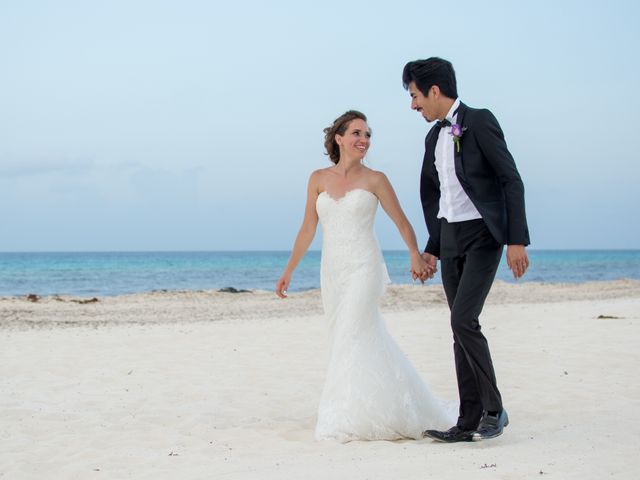 La boda de José y Fer en Cancún, Quintana Roo 36
