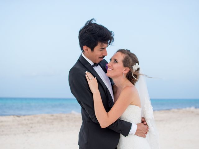 La boda de José y Fer en Cancún, Quintana Roo 38