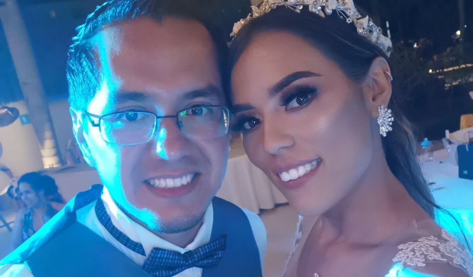 La boda de Adrián y Mariana en Nuevo Vallarta, Nayarit