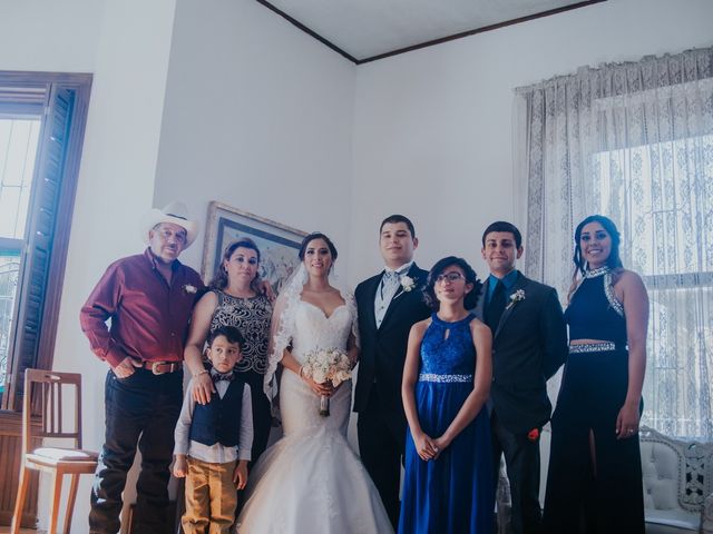 La boda de Erick y Laura en Chihuahua, Chihuahua 31