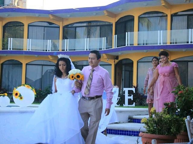 La boda de Alberto y Esmeralda en Acapulco, Guerrero 17