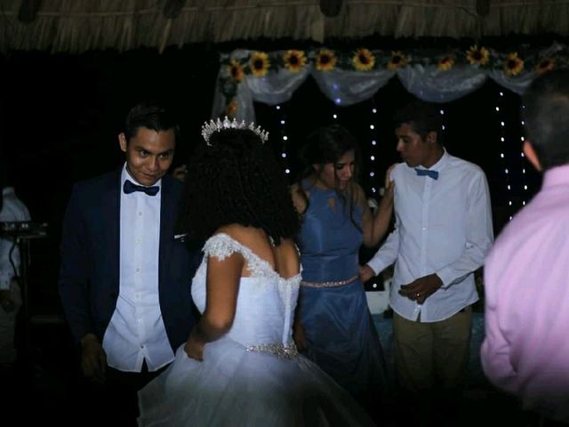 La boda de Alberto y Esmeralda en Acapulco, Guerrero 24
