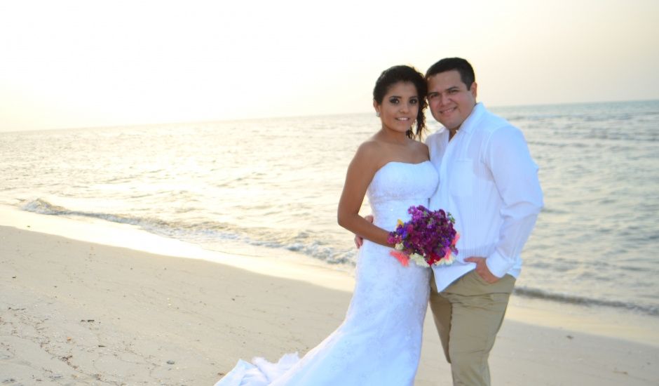 La boda de Juan Pablo y Adriana en Telchac Puerto, Yucatán