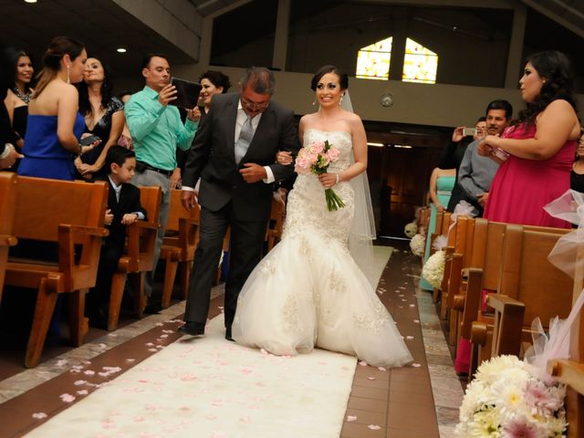 La boda de Daniel y Alejandra en Mexicali, Baja California 8