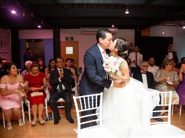 La boda de Roberto y Ana en Benito Juárez, Ciudad de México 32