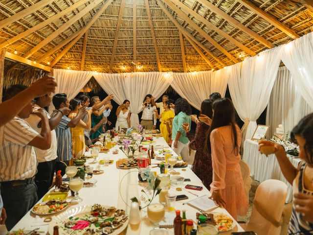 La boda de Christopher y Sarahi en Huatulco, Oaxaca 1