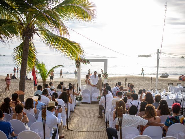 La boda de Pedro y Angeles en Ixtapa Zihuatanejo, Guerrero 11