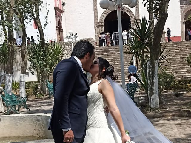 La boda de Adrián  y Cynthia  en Pachuca, Hidalgo 12