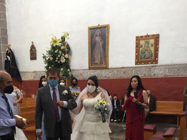 La boda de Adrián  y Cynthia  en Pachuca, Hidalgo 18