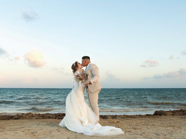 La boda de Daniel y Miriam en Playa del Carmen, Quintana Roo 19