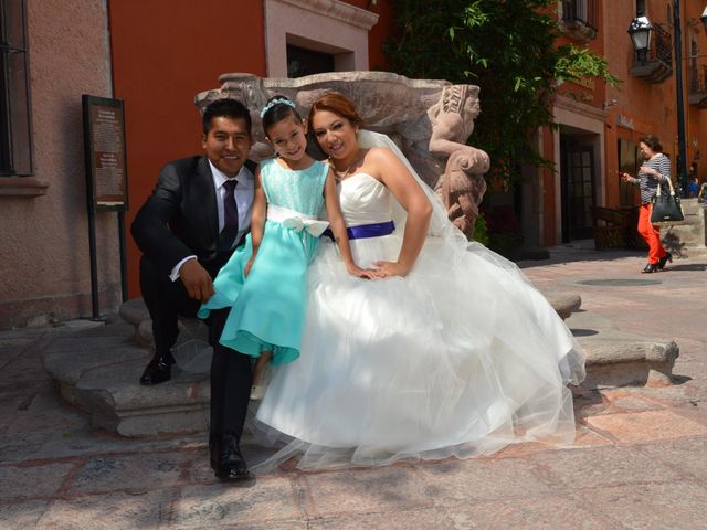 La boda de Miguel y Tannia  en Querétaro, Querétaro 19