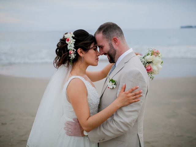 La boda de Mauricio y Isela en Ixtapa Zihuatanejo, Guerrero 10