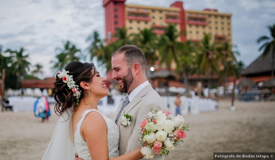 La boda de Mauricio y Isela en Ixtapa Zihuatanejo, Guerrero