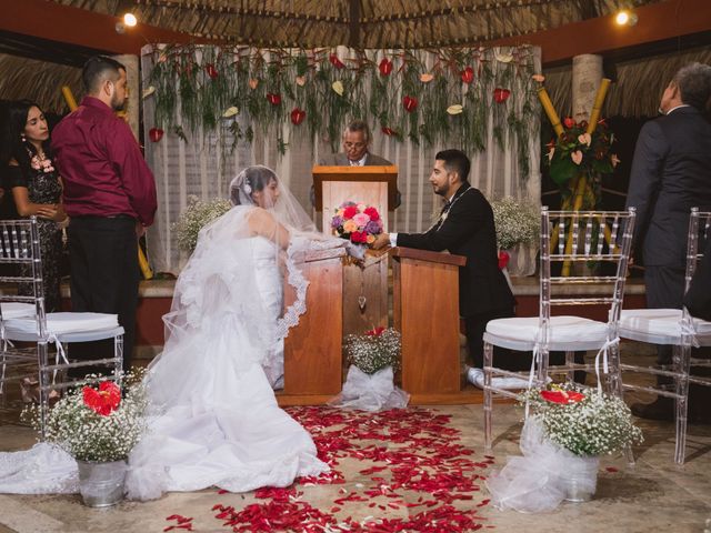 La boda de Isaac y Keren en Tapachula, Chiapas 18
