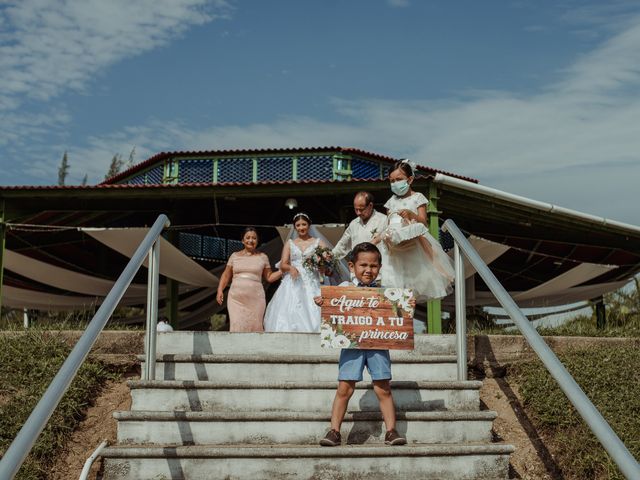 La boda de Karen y Gabriel en Coatzacoalcos, Veracruz 30