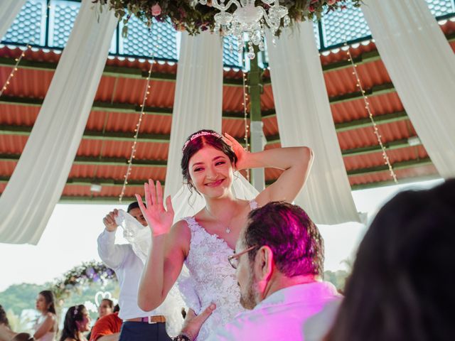 La boda de Karen y Gabriel en Coatzacoalcos, Veracruz 34