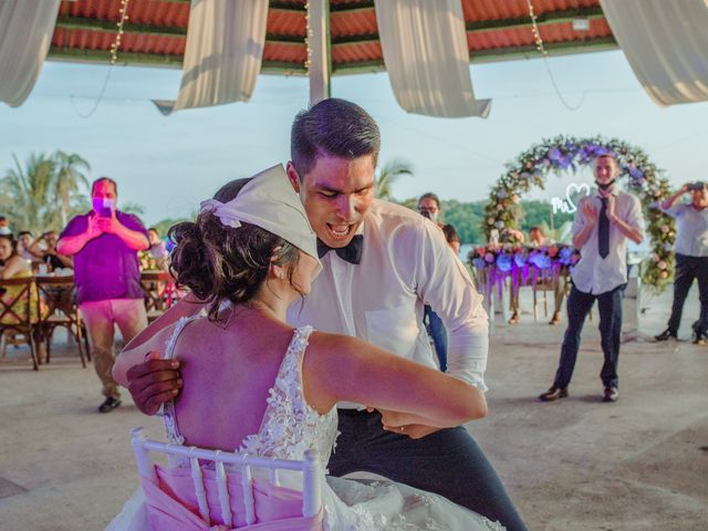 La boda de Karen y Gabriel en Coatzacoalcos, Veracruz 35