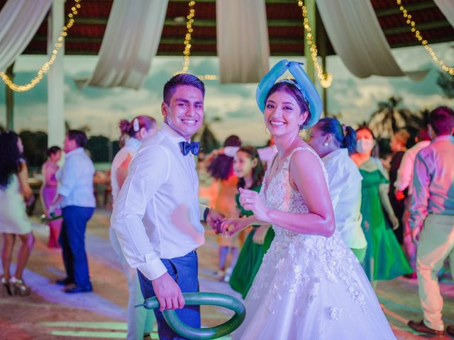 La boda de Karen y Gabriel en Coatzacoalcos, Veracruz 41