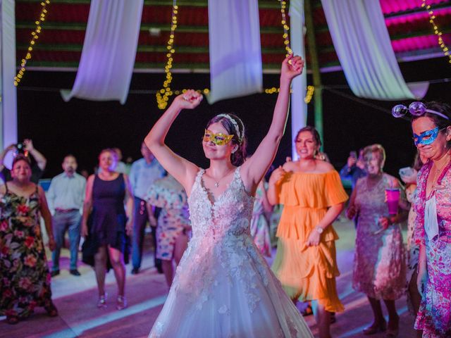 La boda de Karen y Gabriel en Coatzacoalcos, Veracruz 43